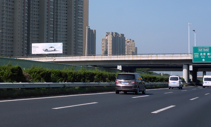 沪宁高速昆山段出口互通长江路枢纽单立柱（K7）