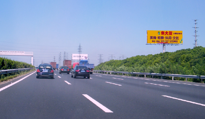 沪宁高速昆山段距昆山出口1km单立柱（K6）